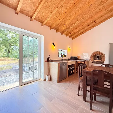 Semesterbostad Quercus Lounge *