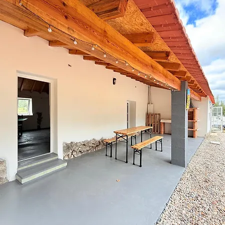 Semesterbostad Quercus Lounge *